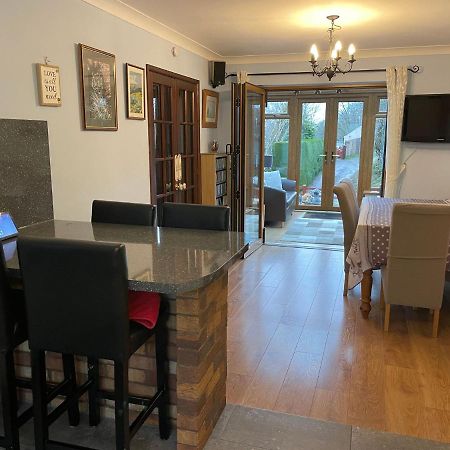 Dyffryn Taf - Spacious 3 Bedroom Bungalow Close To Amenities St Clears Zewnętrze zdjęcie