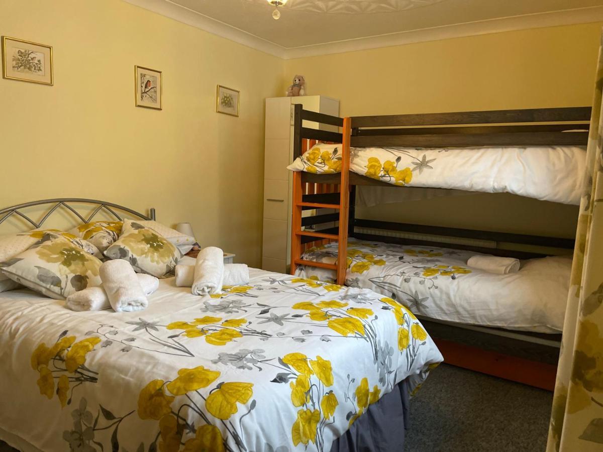 Dyffryn Taf - Spacious 3 Bedroom Bungalow Close To Amenities St Clears Zewnętrze zdjęcie